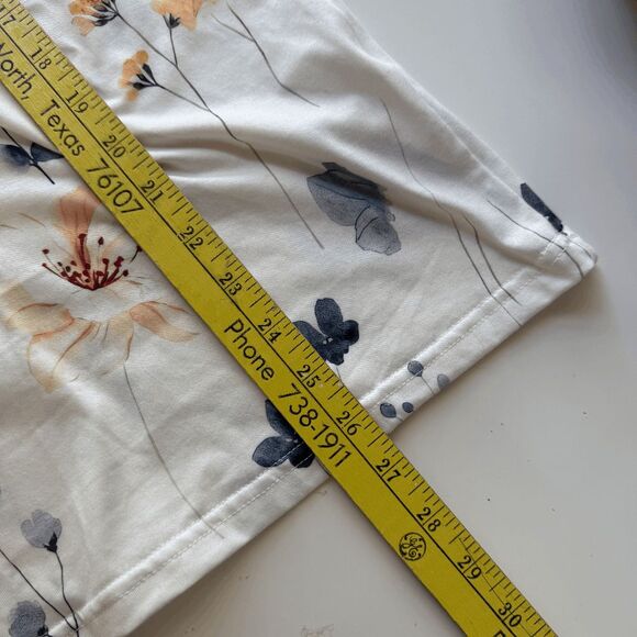 Shall We, Floral Pullover Tunic,‎ Long Sleeved, Scooped Neck - Picture 10 of 10